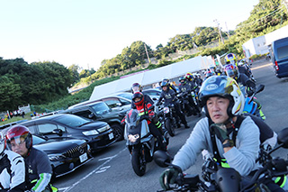 �R�[�X�C���ҋ@